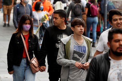 La Ciudad de México concentra el mayor número de decesos y contagios en el país (Foto: EFE) 