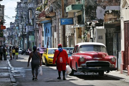 La capital cubana, reportó otros 29 positivos del coronavirus SARS-CoV-2 en las últimas 24 horas (EFE/ Ernesto Mastrascusa/Archivo) 