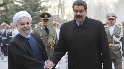 El presidente de Irán, Hasan Rohani, y el dictador venezolano Nicolás Maduro