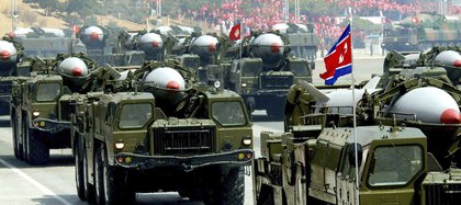 Seúl y Washington aguardan atentos el desfile militar que prepara Pionyang 