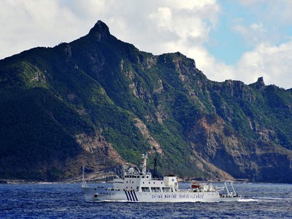 Un barco de vigilancia de la Guardia Costera China en las islas Senkaku (AP)