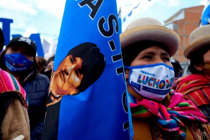 La fuerte presencia de Evo Moales en la campaña electoral en El Alto. Reuters