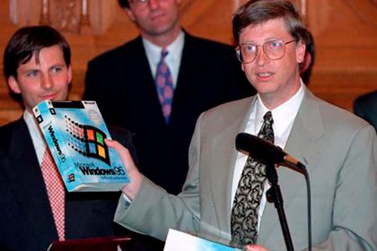 Con Windows, Bill Gates comenzó sus años de esplendor: jornadas de trabajo apasionado, la fama de Microsoft y sus primeros USD 1.000 millones. (Reuters)