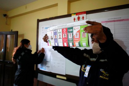Lento conteo de votos en Bolivia: se procesó solo el 21% de las actas - Infobae