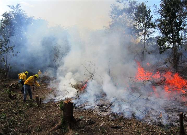 Los incendios no paran en la provincia Cordillera (foto referencial)