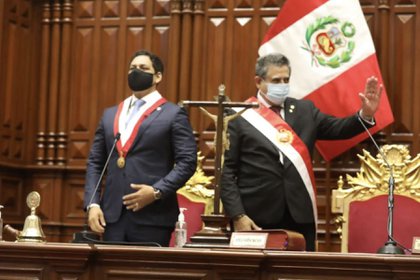 El jefe del Congreso le pidió la renuncia inmediata al presidente de Perú Manuel Merino - Infobae