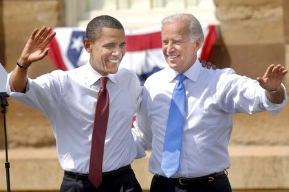 Obama hizo un perfil muy elogioso de Joe Biden, su ex vice e inminente presidente electo de los EEUU, apenas lo proclame el Colegio Electoral. (Kpa/Zuma/Shutterstock) 
