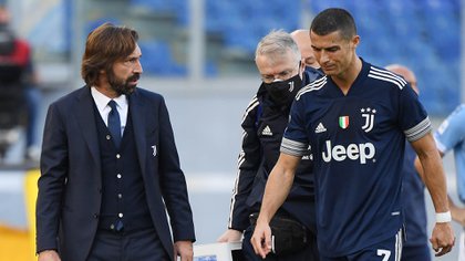 Cristiano Ronaldo estaría impresionado con el manejo de Andrea Pirlo como entrenador (Reuters)