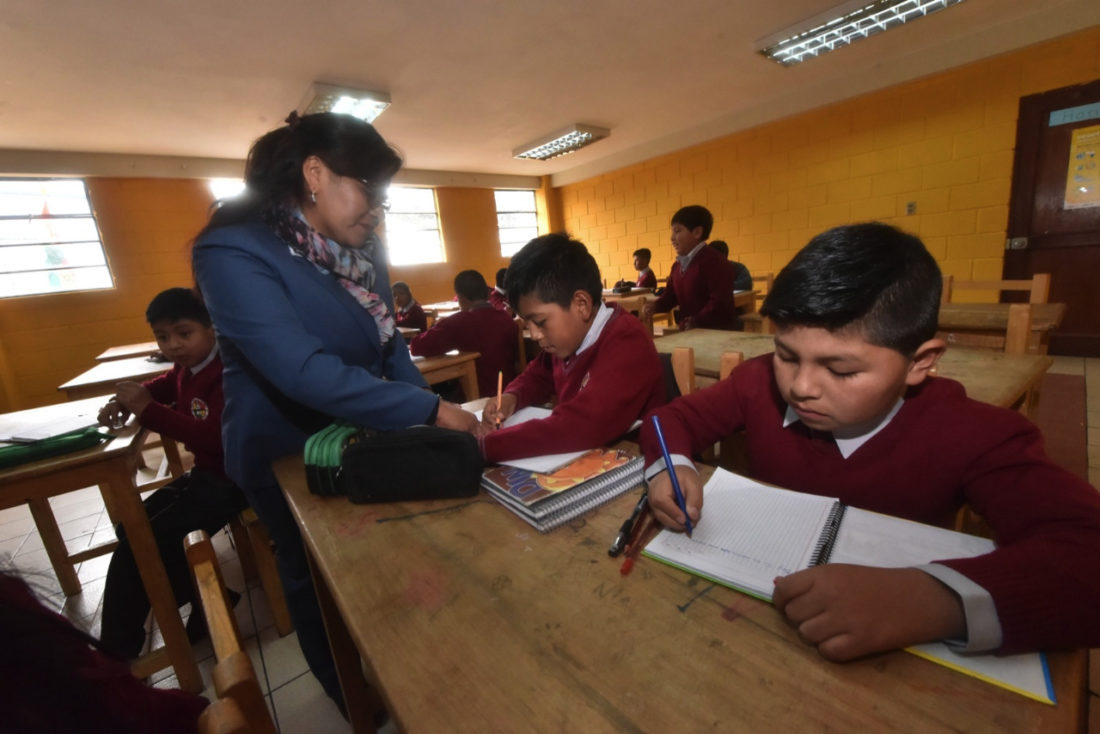 Educación perfila clases semipresenciales para la próxima gestión escolar - La Razón | Noticias de Bolivia y el Mundo