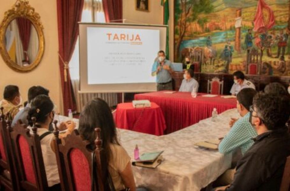 Para evitar licitaciones, Alcaldía de Tarija sugiere dar bono a estudiantes