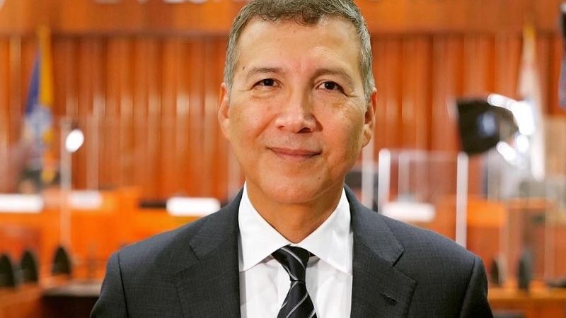 Vincent Sarmiento, el primer boliviano elegido como alcalde en EEUU