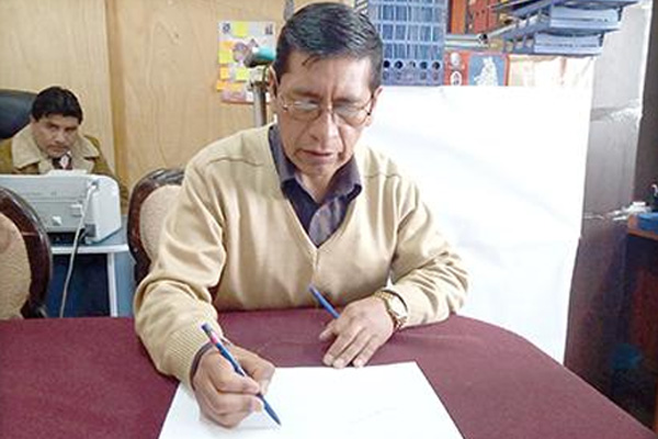 Francisco López Jefe de la Unidad de límites de la Gobernación de Oruro Foto: PERIÓDICO LA PATRIA