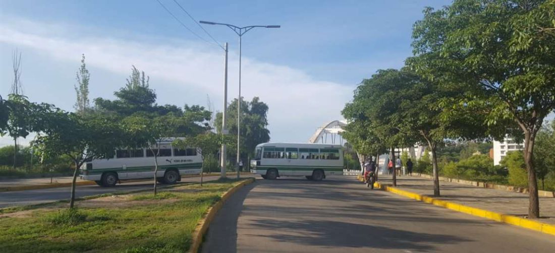 Bloqueo de transportistas en Tarija
