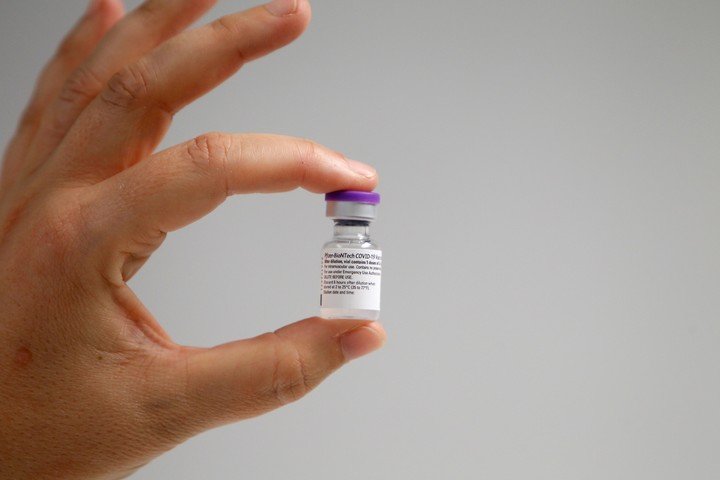 La vacuna de Pfizer contra el coronavirus es utilizada en Europa. Foto: DPA