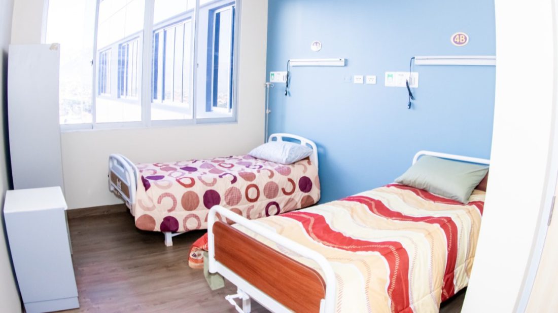Dos de las camas que se habilitaron en el hospital del Norte.