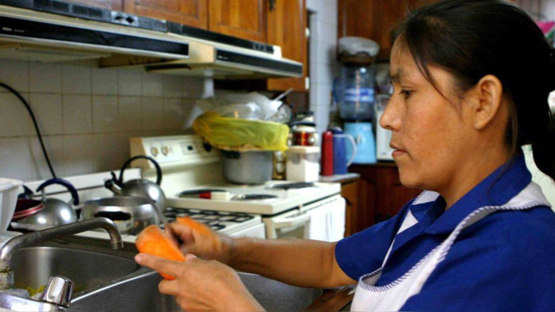 Ministra de Trabajo pide asistir y reportar casos de COVID-19 en el sector de las trabajadoras del hogar