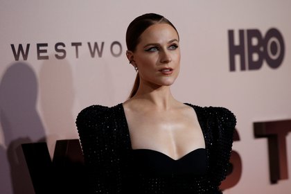 Evan Rachel Wood posa durante la premier de la tercera temporada de "Westworld" en Los Ángeles, California (Reuters/ Mario Anzuoni)