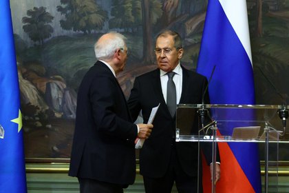Sergei Lavrov y Josep Borrell. Russian Foreign Ministry/Handout via REUTERS ATTENTION EDITORS - THIS IMAGE WAS PROVIDED BY A THIRD PARTY. NO RESALES. NO ARCHIVES. MANDATORY CREDIT.