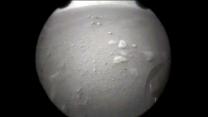 Tras aterrizar en Marte, el rover Perseverance envió un par de imágenes desde el planeta rojo