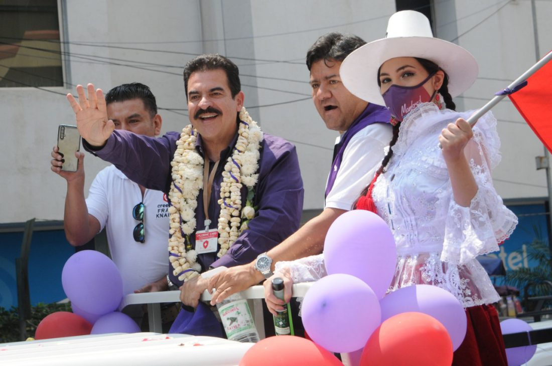 El exprefecto de Cochabamba Manfred Reyes Villa durante un acto de proclama como candidato para Cochabamba. NOÉ PORTUGAL