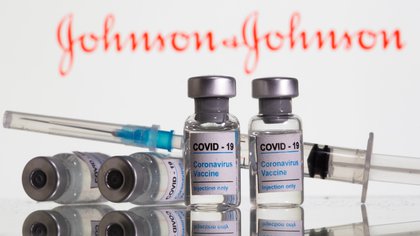 La vacuna de Johnson&Johnson fue aprobada ayer en los EEUU (REUTERS)