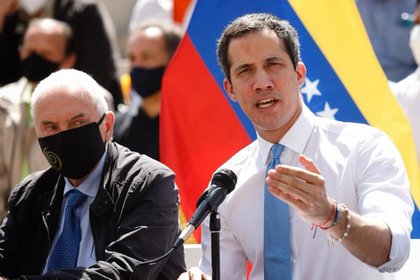 El gobierno de Joe Biden aclaró que seguirá reconociendo a Juan Guaidó como presidente interino de Venezuela