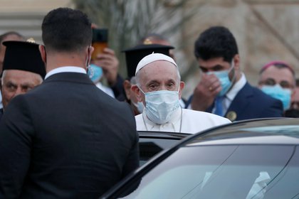 El papa Francisco comenzó el viernes 5 de marzo su gira por Irak (Reuters)
