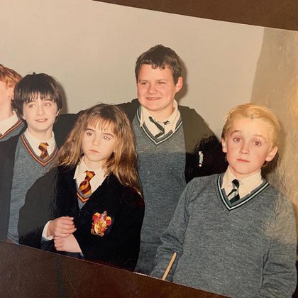 Herdman en sus épocas de actor de Harry Potter junto a Daniel Radcliffe, Emma Watson y Tom Felton (@josh_herdman_official)