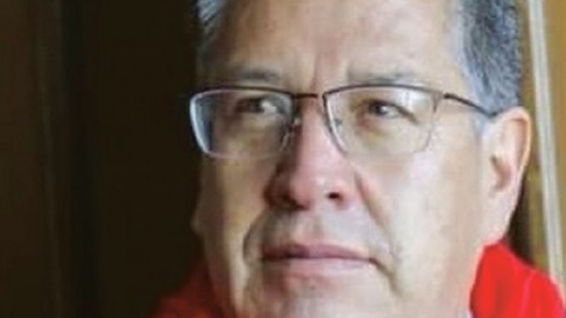 Rector electo anuncia investigación a García Linera por ejercer la docencia sin título