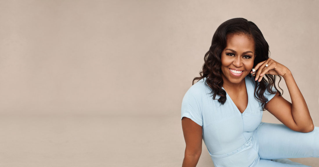 Michelle Obama: "Ahora veo los frutos de mi esfuerzo con mis hijas, dos  jóvenes con una gran curiosidad y que adoran descubrir cosas nuevas cuando  viajan"