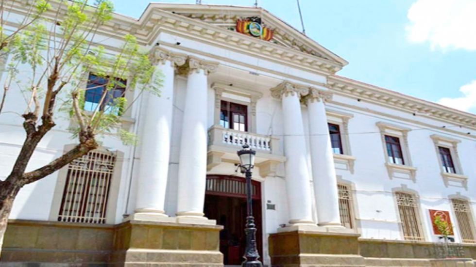 Deuda, ENDE puede congelar cuentas de Gobernación de Tarija