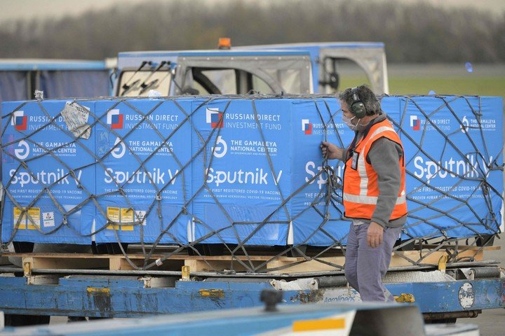 El último cargamento de Sputnik arribado al país, el 8 de junio.