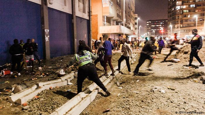 Disturbios en Durban, Sudáfrica.