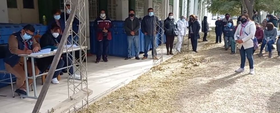Salud acata paro indefinido por falta de pago de salarios en Tarija
