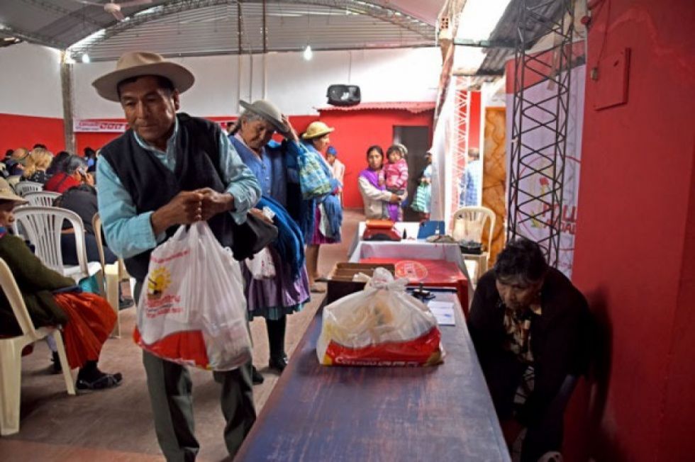 Identifican a más de mil ancianos con registro duplicado para canasta alimentaria en Tarija 