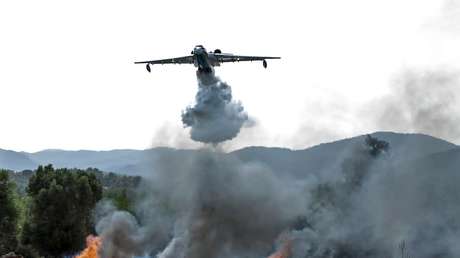 VIDEO: Primeras imágenes desde el lugar donde se estrelló un avión contra incendios en Turquía