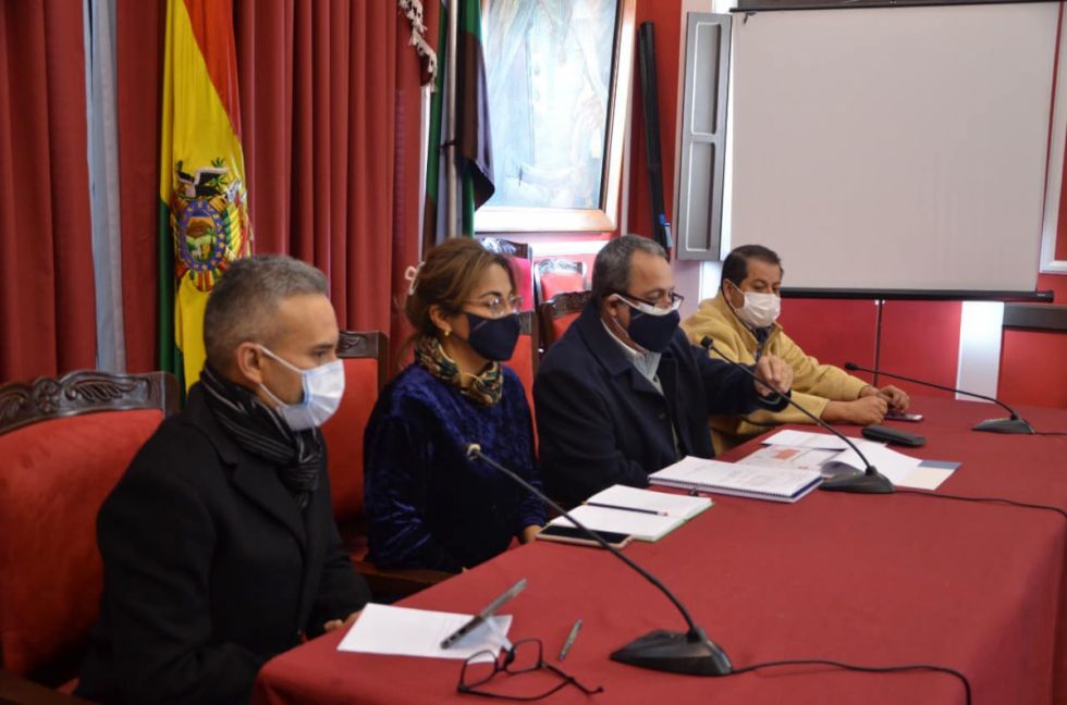 COED y autoridades en salud analizan un posible retorno a clases presenciales en Tarija