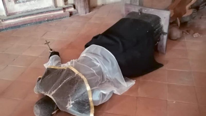 Repicó campanas y destruyó efigies: el misterio del agresor de San Javier