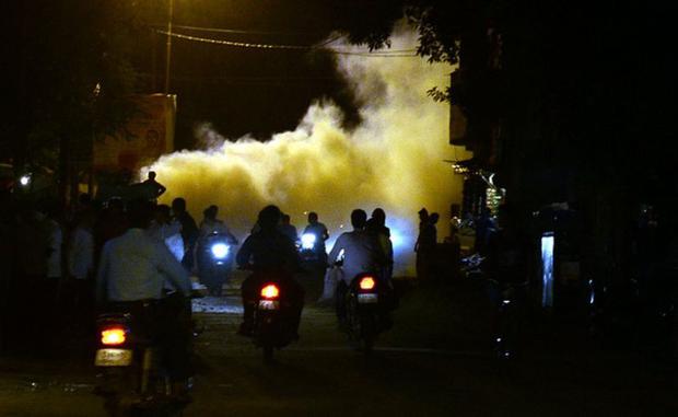 Fumigación para evitar a los mosquitos en Allahabad. (GETTY IMAGES)