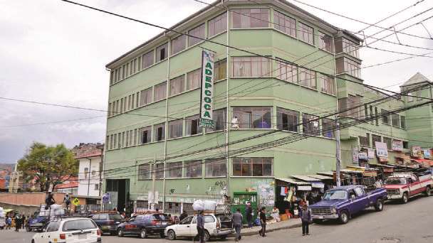 Instalaciones de Adepcoca en La Paz