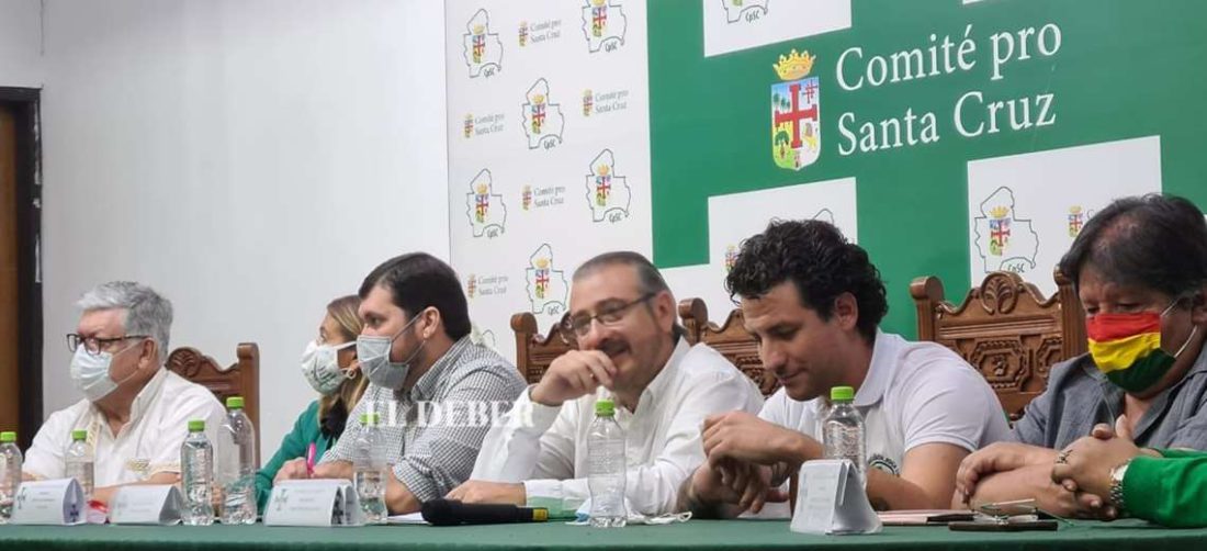 La cumbre inició en las oficinas del Comité Cívico/Foto Jorge Gutiérrez 