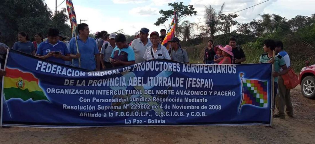 Los campesinos del norte de La Paz quieren llegar a la sede de Gobierno 
