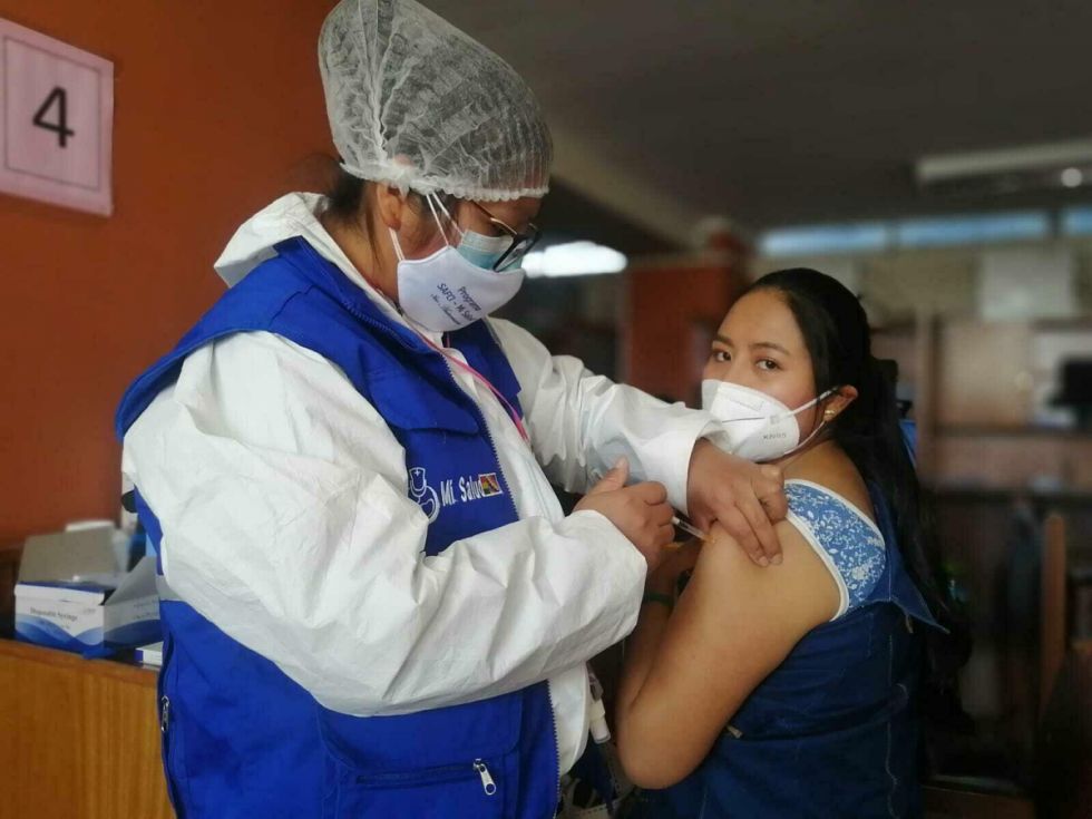 Mayores de 18 podrán recibir tercera dosis de la vacuna anticovid a partir de este martes en Tarija