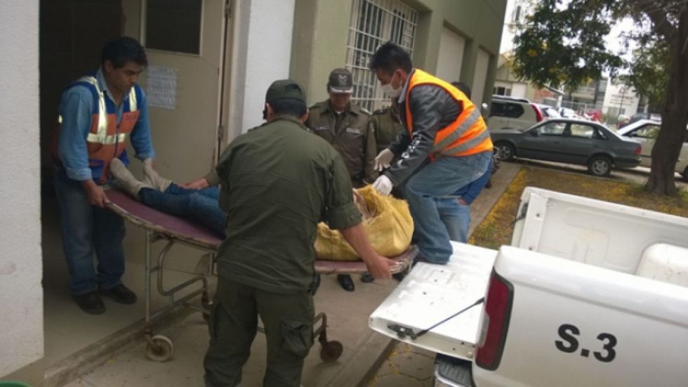 Califican de homicidio-suicidio la muerte de mujer hallada en condominio de Tarija