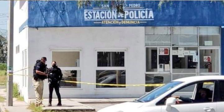 Ataques armados simultáneos a casetas de Policía en León
