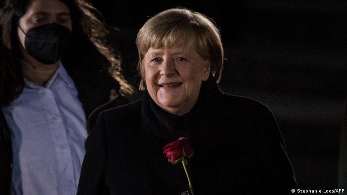 Deutschland Großer Zapfenstreich für Bundeskanzlerin Angela Merkel 