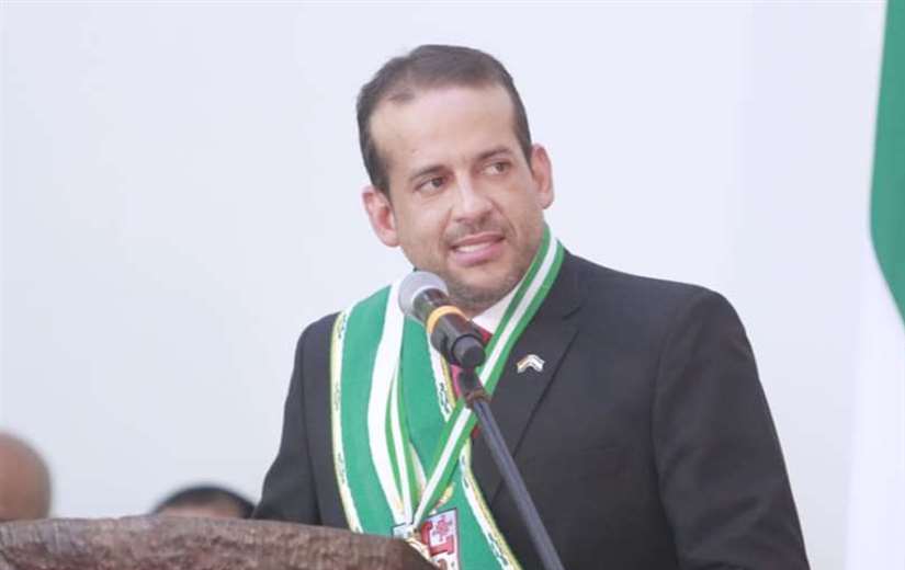 Luis Fernando Camacho, gobernador de Santa Cruz