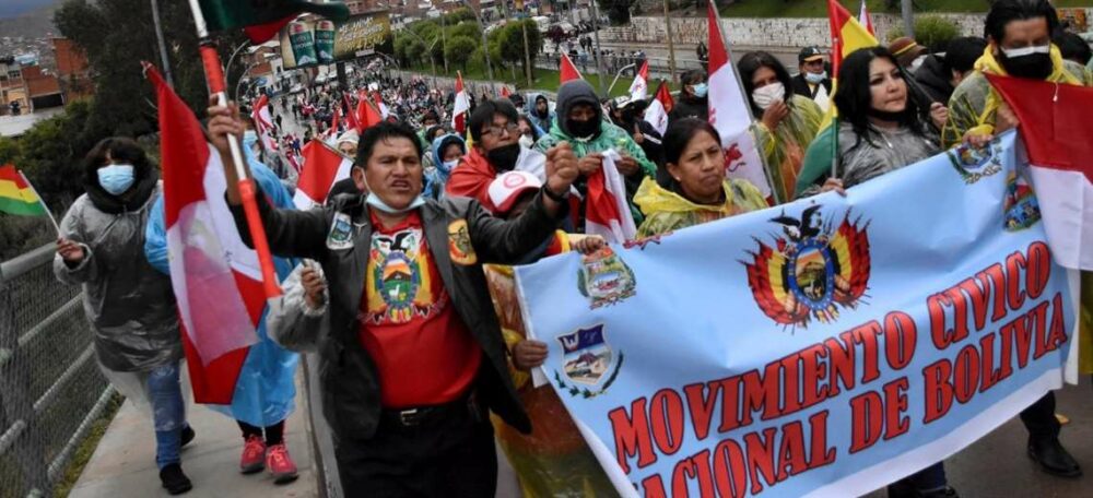 La marcha de los cívicos en Potosí 