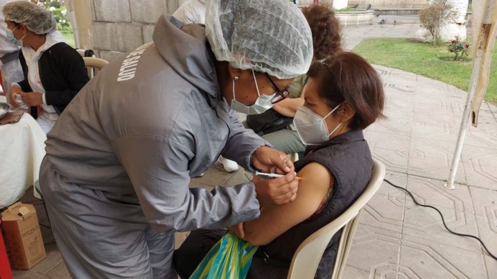 Gobernación de Tarija hará cumplir norma nacional que exige el carnet de vacunación anticovid