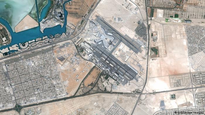 Imagen saliteal del aeropuerto de Abu Dabi. (Archivo).